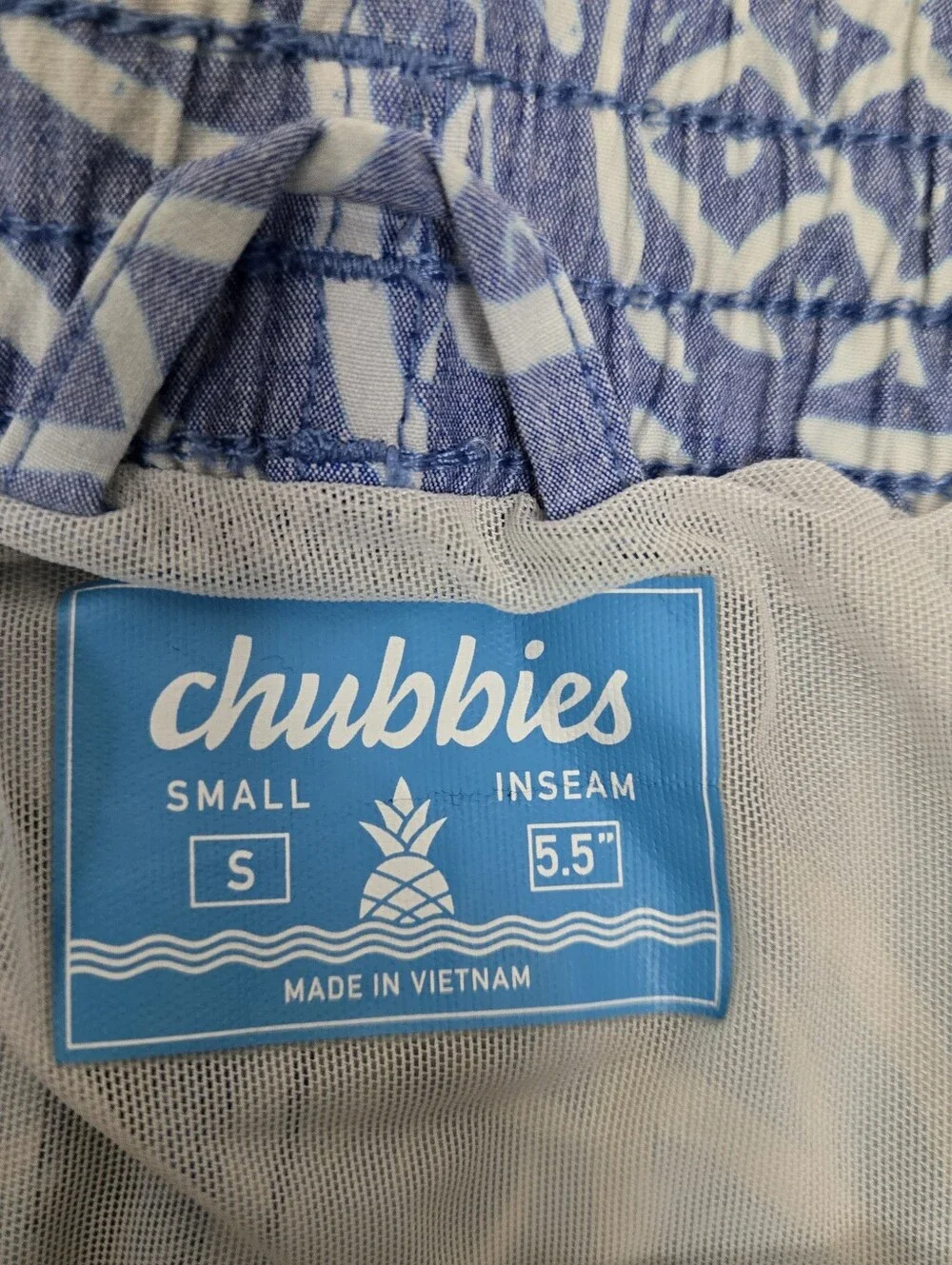 Chubbies Mens Blue Swim Trunks White Pineapple Print
